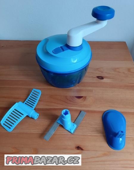 rucni-sekacek-a-slehac-tupperware