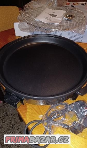 elektronicka-multifunkcni-panev-1500w-zn-mia