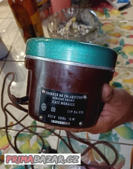 prodam-retro-originalni-zmrzlinovac-calex