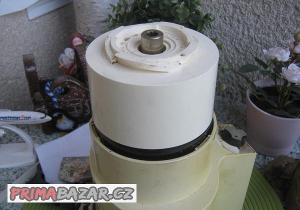 prodam-minimalne-pouzivanou-prevodovku-k-robotum-eta