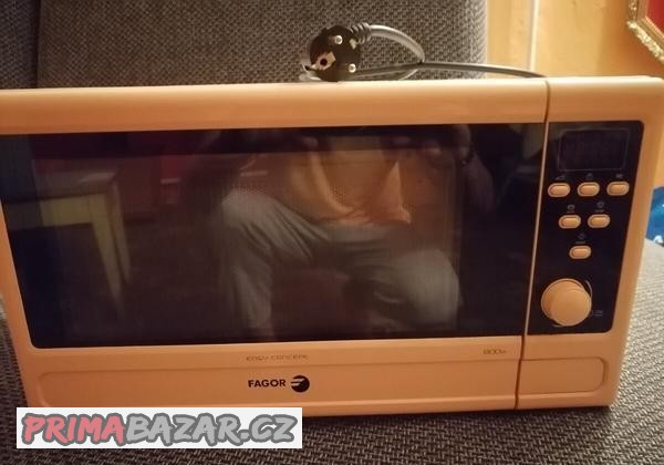 mikrovlnna-trouba-fagor