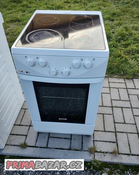 sklokeramicky-sporak-gorenje-se-zarukou