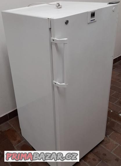 lednice-liebherr-125cm