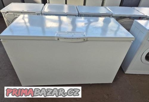 pultovy-mrazak-electrolux-300-litru