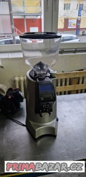 mlynek-eureka-zenith-club-e