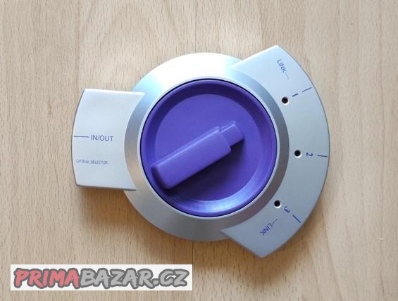 prepinac-optickych-vstupu-toslink