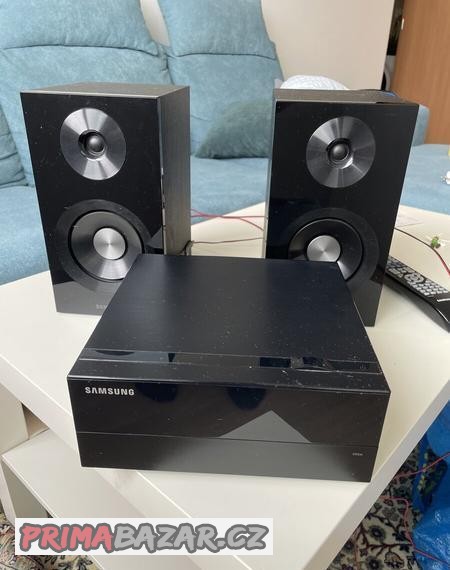 kompaktni-dvd-mikrosystem-samsung-mm-d430d