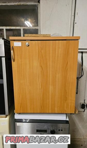 lednice-snaige-50l-s-mrazakem