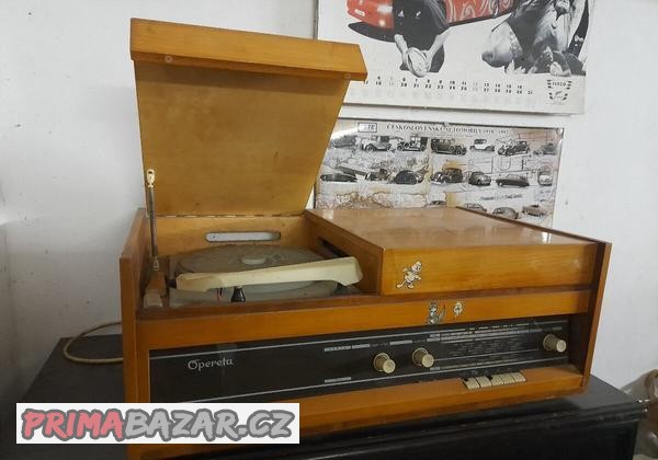 stare-gramoradio-opereta-1021a
