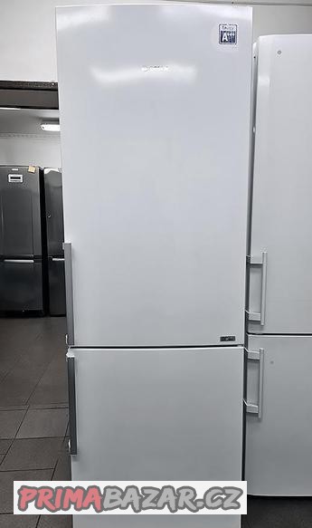 lednice-s-mrazakem-liebherr-no-frost-kombinovana