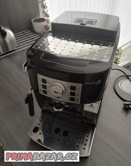 esspresovac-delonghi-magnifica-s-ecam-22-110-b