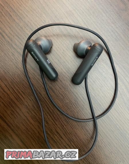 bezdratova-sluchatka-sony