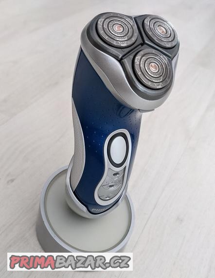 holici-strojek-philips-hq8150-prislusenstvi