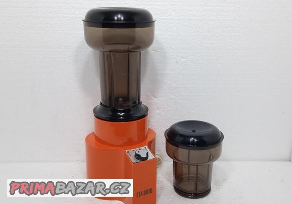 eta-0010-kuchynsky-robot-funkcni-cssr