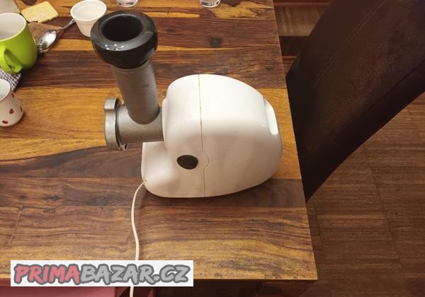mlynek-na-maso-tefal-elektricky