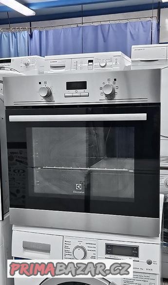 horkovzdusna-trouba-electrolux-display-gril-baumatic