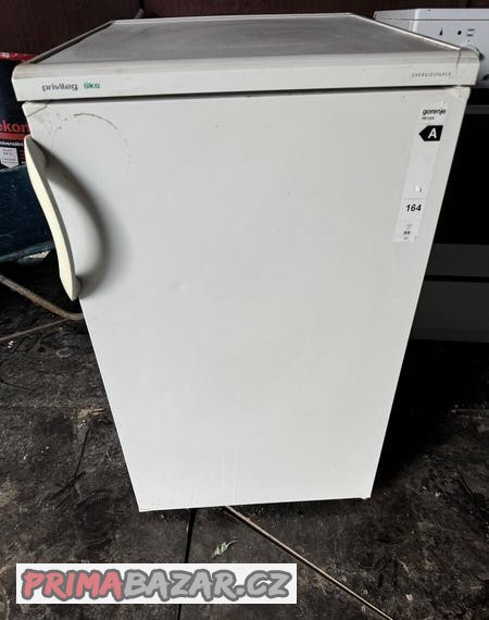 pultova-lednice-s-mrazakem