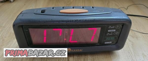 fm-radio-s-hodinami-hodiny-nefunkcni