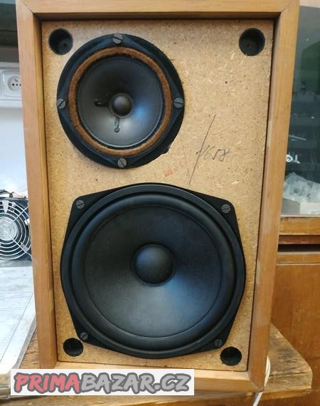 drevene-regalovky-tesla-4ohmy-2-pasmove-33x21x21cm