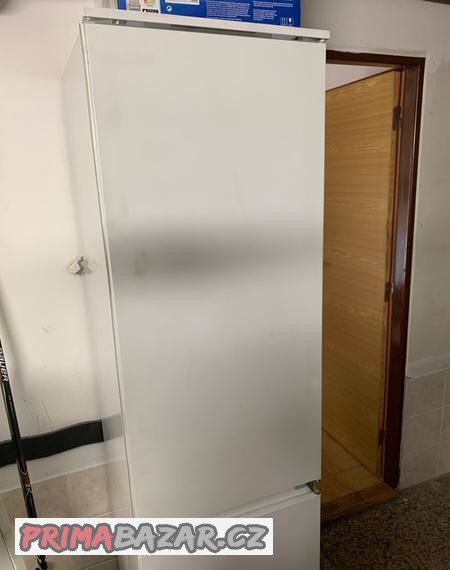 lednice-electrolux-enn3074efw-nahradni-dily