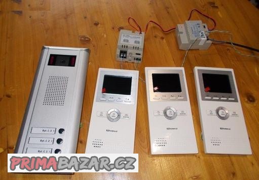 digitalni-system-audio-video-zvonku-pro-3-byty