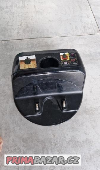 lg-vr621f-dokovaci-stanice-k-robotickemu-vysavaci