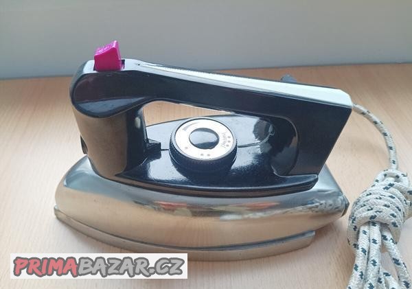 retro-elektricka-naparovaci-ruska-sovetska-cccp-zehlicka