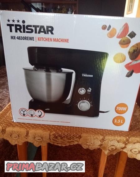 kuchynsky-robot-tristar700w