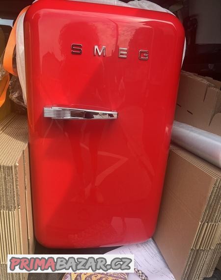 smeg-fab5-retro-lednice-minibar-super-stav
