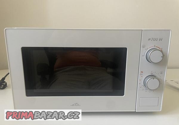mikrovlnna-trouba-eta