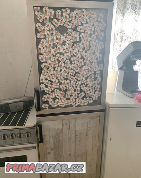 prodam-prosklenou-dvoudverovou-chladnicku
