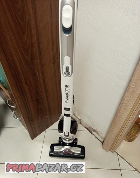 rucni-vysavac-rowenta-2v1