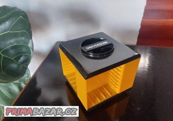 retro-zasobnik-na-kazety