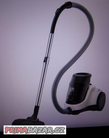 prodam-novy-elektrolux-vysavac