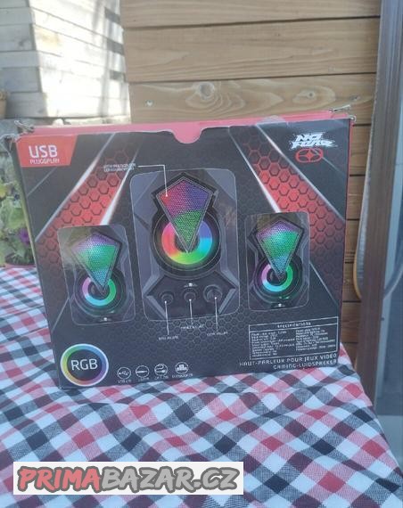 reproduktory-s-rgb-podsvicenim