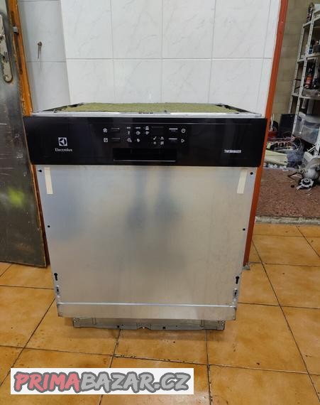 mycka-nadobi-electrolux