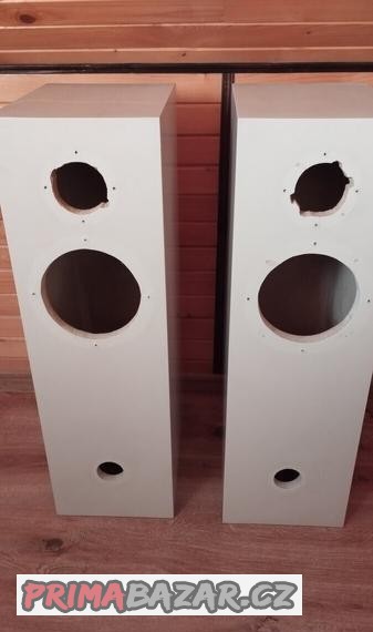 skelety-reprosoustav-dvoupasmove-v-tmelu-prebrousene