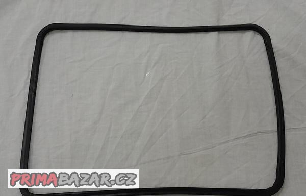 whirlpool-akp-745-wh-tesnenie-dvierok-1-kus