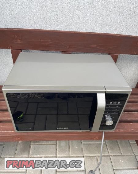 prodam-mikrovlnou-troubu-samsung-ms23f301tas