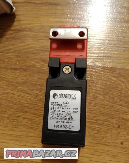 bezpecnostni-spinac-zamkovy-fr-692-d1