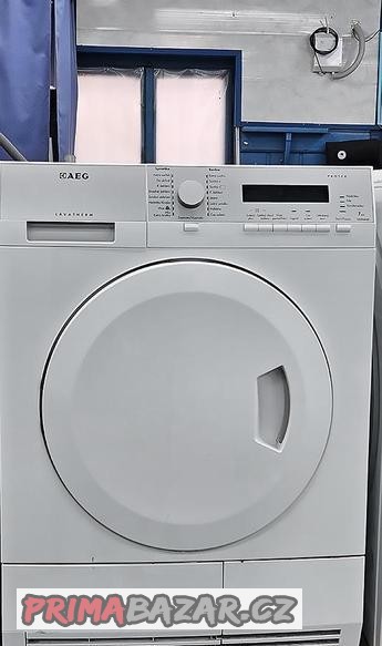 susicka-pradla-s-tepelnym-cerpadlem-aeg-protex-display