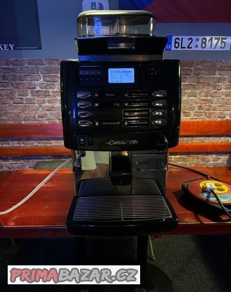 plne-automaticky-kavovar-m1-milkps-11