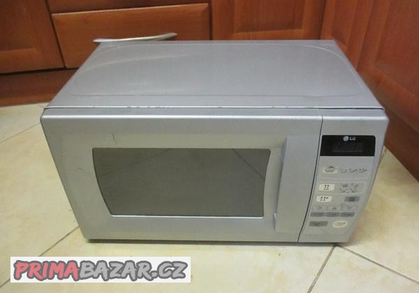 nabizim-digitalni-mikrovlnnou-troubu-lg-plne-funkcni
