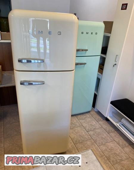 smeg-fab30-lednice-kremova-top-stav-nejnovejsi-model