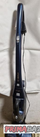 prodam-tycovy-aku-vysavac-bosch