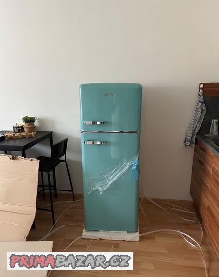 retro-lednicka-super-cena-4-mesice-v-provozu