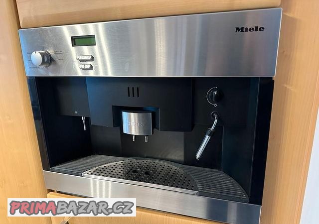 vestavny-kavovar-miele-cva-620-2-top