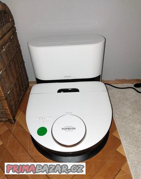 roboticky-vysavac-se-zakladnou-vorwerk