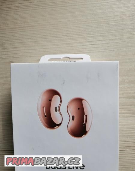 sluchatka-samsung-galaxy-buds-live