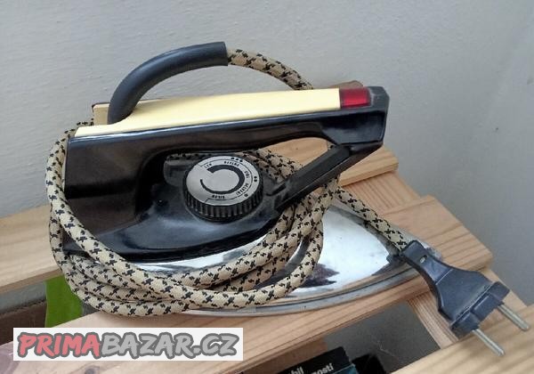 prodam-starou-retro-zehlicku-2-kusy